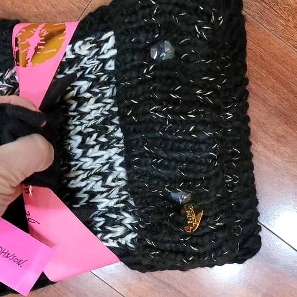 NWT Betsy Johnson 3 pc accessories set main image 6